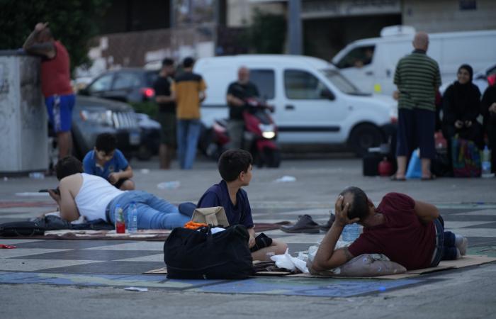 “The price of this war is much too expensive”: on the sidewalks of Beirut, the great dismay of the displaced people of the southern suburbs