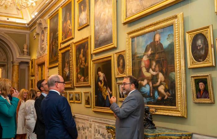 Prince Albert II visits the most beautiful Roman palaces and pays homage to Prince Louis I