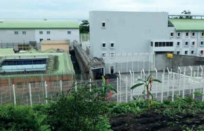 riot and hostage taking at Majicavo prison