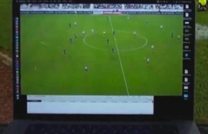 Unprecedented move from Jose Mourinho in Fenerbahçe! He objected to the position, put the laptop in front of the camera