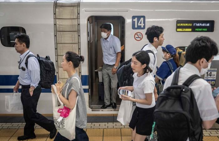 In pictures. In Japan, the Shinkansen high-speed train celebrates its 60th anniversary