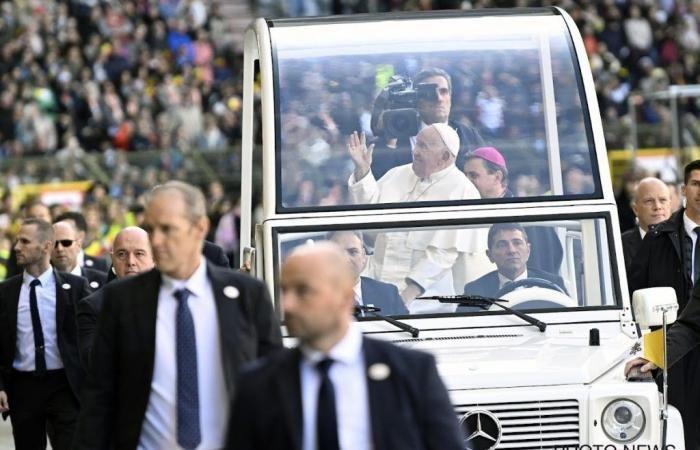 The Pope’s visit disrupted part of the Pro League program… and that did not bring luck to the “locals” – All football