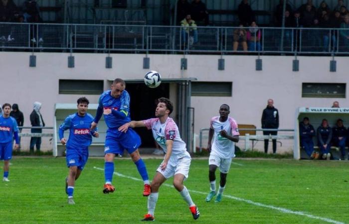 French Cup. Yvré bows with honors