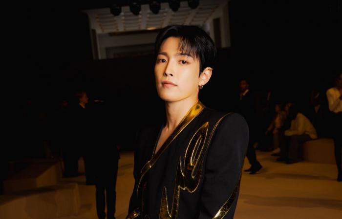 Hongjoong (ATEEZ) at the BALMAIN and Vivienne Westwood shows at Paris Fashion Week – K-GEN