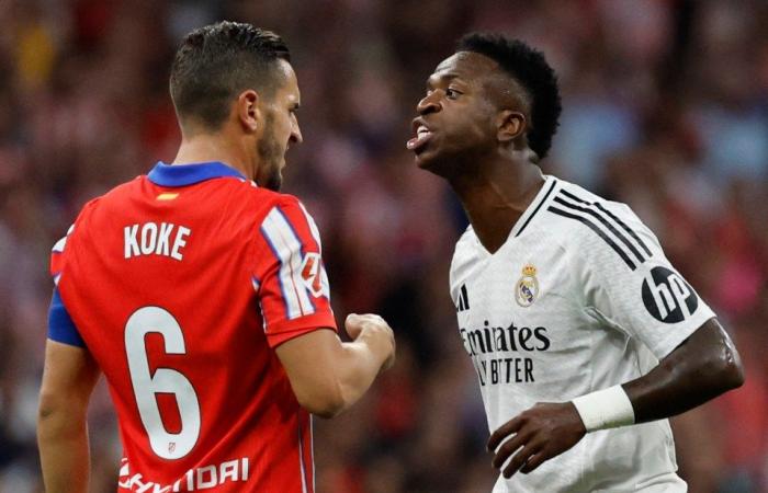 Atletico Madrid vs Real Madrid suspended for 15 minutes after objects thrown at Thibaut Courtois