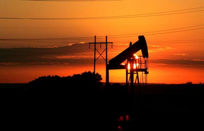 Oil prices up slightly amid tensions in the Middle East By Investing.com