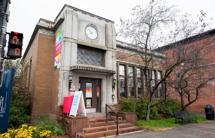 Sherbrooke’s libraries are pitiful