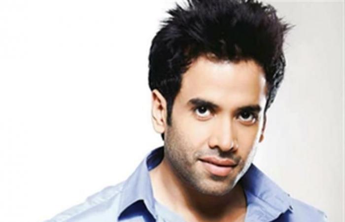 Tusshar Kapoor reveals his Facebook accounts have been compromised