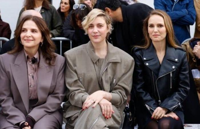 At the Stella McCartney show, Natalie Portman impeccable in leather, an actress discreetly reveals having given birth…