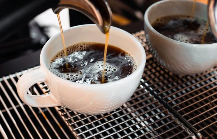 how many coffees should you drink per day to lengthen it?