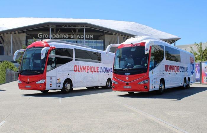 OL bus damaged by PSG supporters