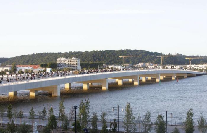 Bridges, new architectural points of view on the city