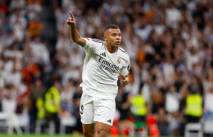 Real Madrid: Mbappé all smiles on his arrival in France, any chance of seeing him start?