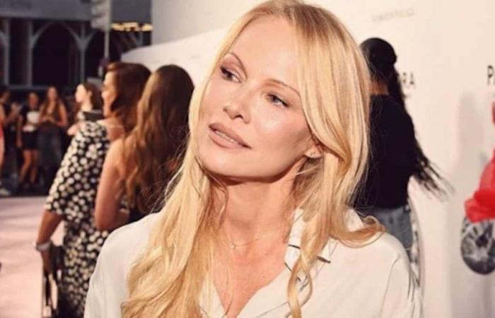 Pamela Anderson is the definition of aging gracefully