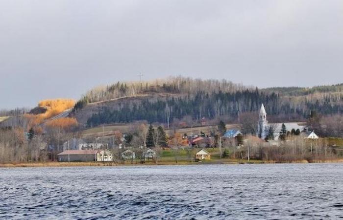 Telus will install a cell tower in Lac-des-Aigles