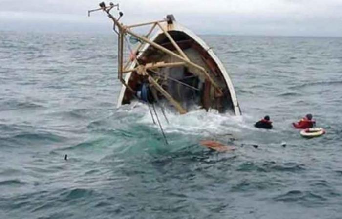 Nigeria: 16 dead and dozens missing in boat sinking