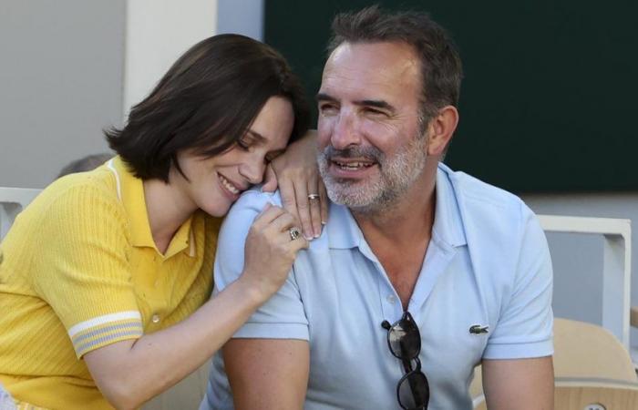 What is going on between Jean Dujardin and Nathalie Péchalat?