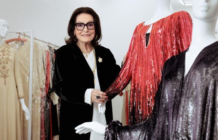 At almost 90 years old, Nana Mouskouri wants to say goodbye to the stage