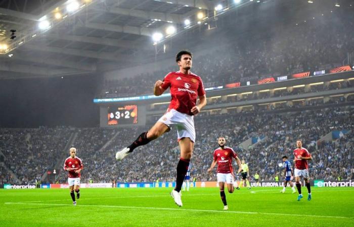 Football: Manchester United snatch a draw from Porto