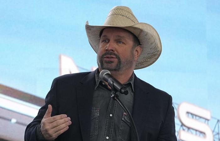 King of Country Garth Brooks Accused of Rape