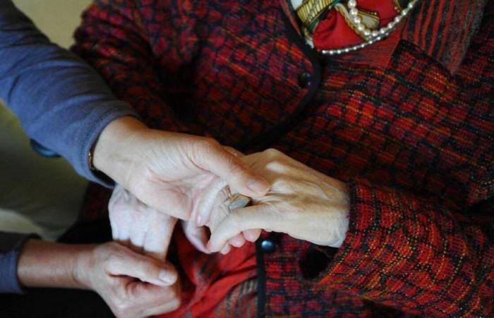 a support group for loved ones at Saint-Lô hospital