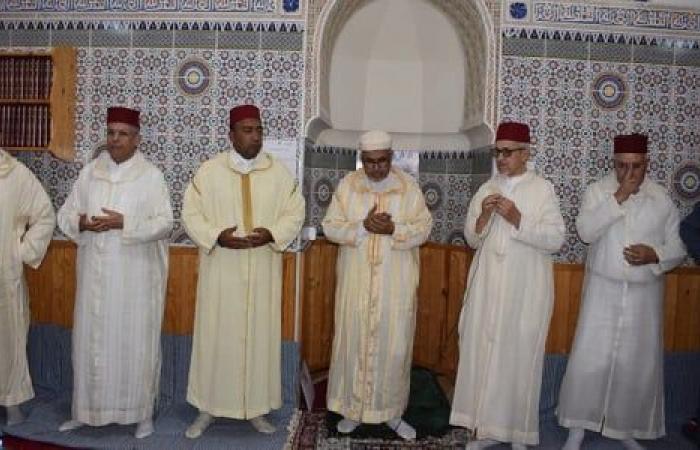 Royal donations to the Chorfas of Zaouïas Sidi Ayad Soussi and Tijania