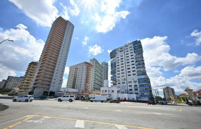 In Cuba, the guardian angels of houses left empty by emigration