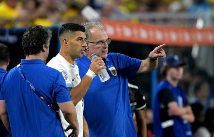 Luis Suarez attacks Marcelo Bielsa after his international retirement (Uruguay)