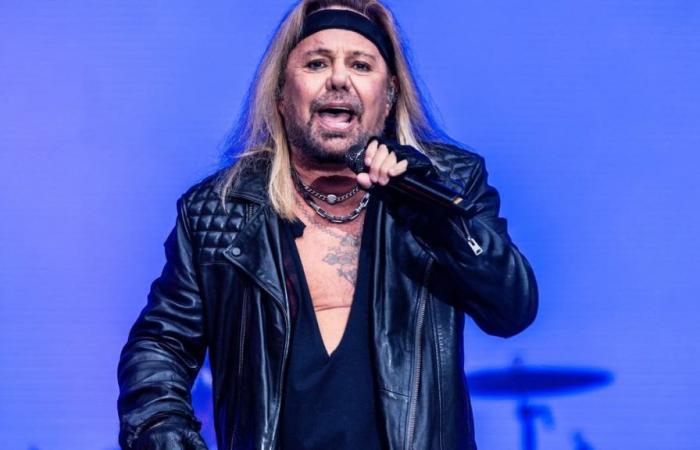 A residency in Las Vegas for Mötley Crüe in 2025