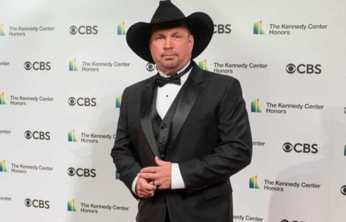 Country music king Garth Brooks denies rape accusations