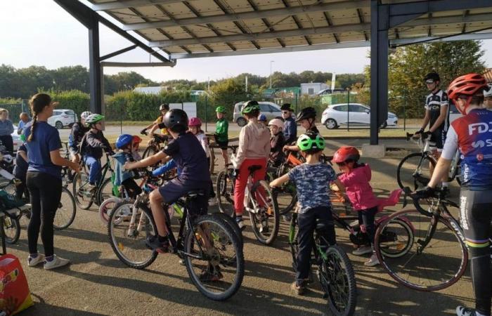 the USC cycling school cyclist takes to the road