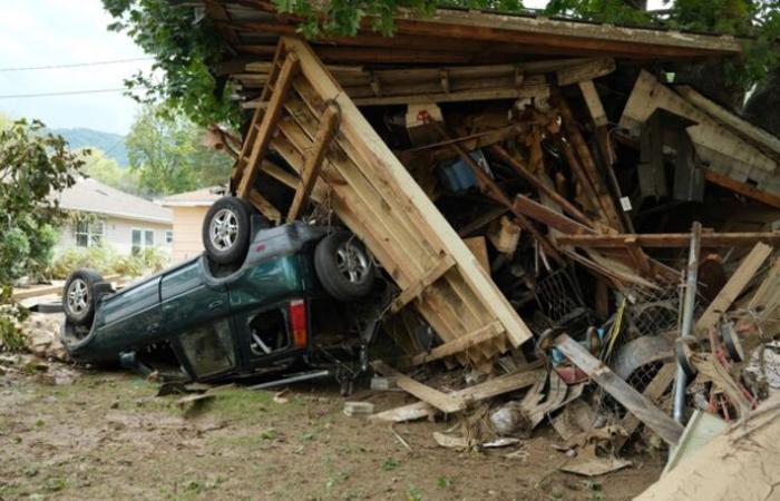 In the mountains hit by the hurricane, mud and mutual aid