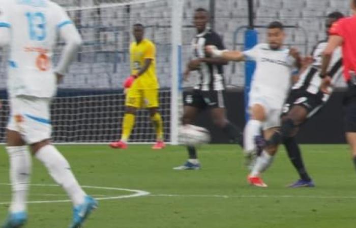 two yellows in three minutes… Neal Maupay’s nightmare, another red which will get people talking on the Marseille side