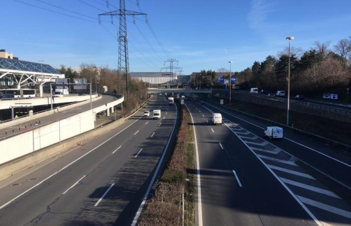 demonstrations against the widening of highways