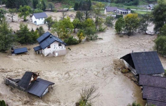 In Bosnia-Herzegovina, floods kill at least 14 people