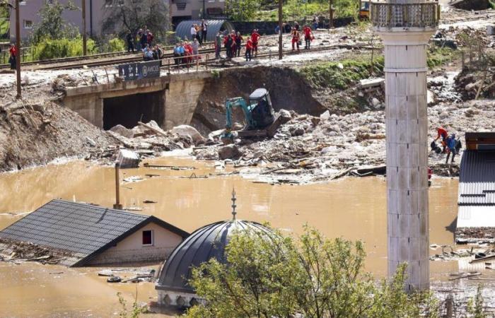 Major floods kill at least 14 people in Bosnia – rts.ch