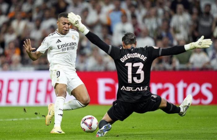 Real Madrid wins, Mbappé remains silent