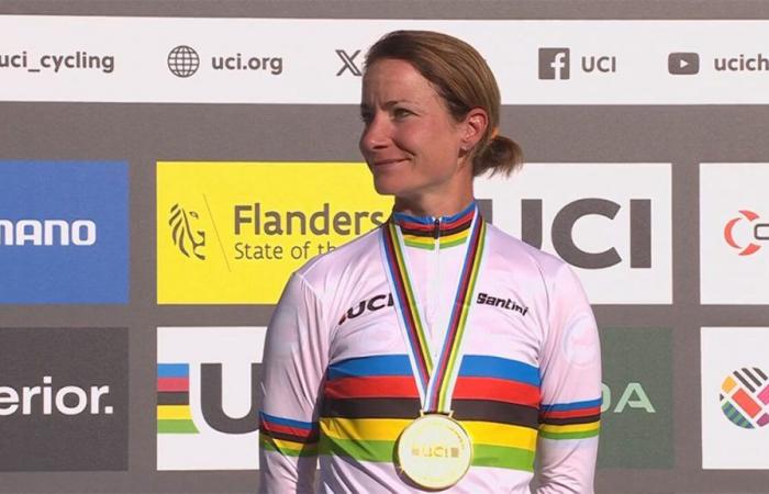 Fox in the clouds with 14th rainbow jersey in 4 disciplines: “But didn’t have time to think about all those previous ones”