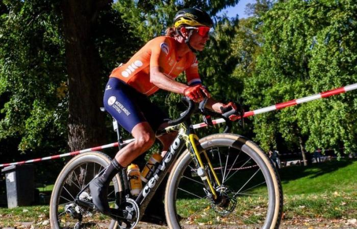 Marianne Vos conquers fourteenth world title