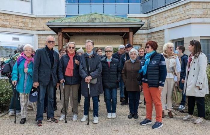 “We all know someone facing illness”: a march that is both blue and pink, in Orléans