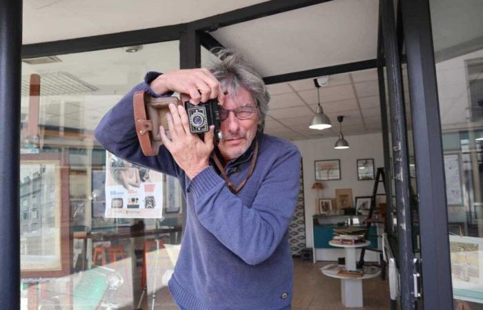 This photo studio, a real cabinet of curiosities in Val-d’Oise