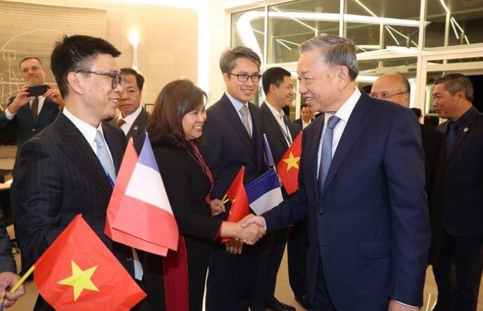 Tô Lâm meets French-speaking Vietnamese intellectuals from overseas