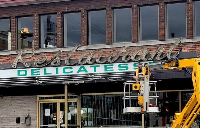 The legendary Délicatessen restaurant changes hands