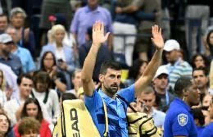 complicated match, but winning comeback for Novak Djokovic (videos)