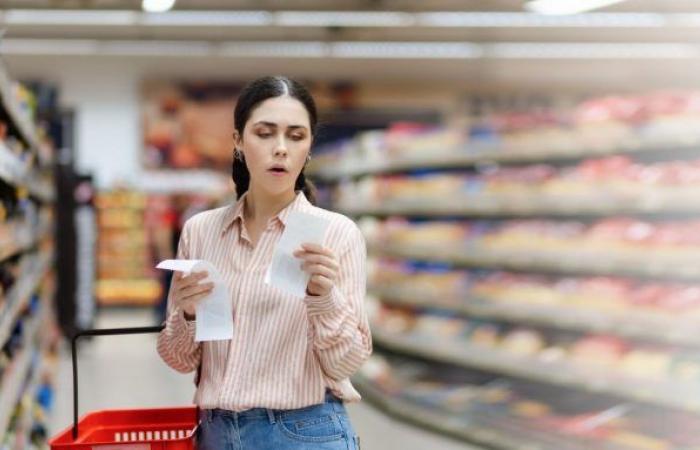 This woman goes shopping in the most expensive supermarket in the world and is stunned by the staggering price of fruit