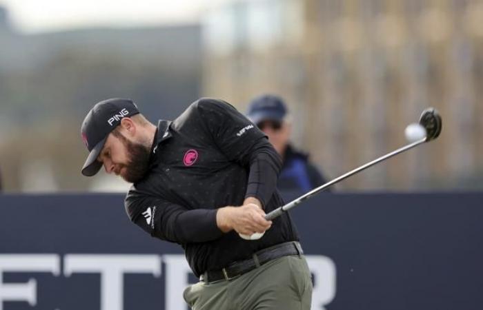 Record-breaking Tyrrell Hatton takes lead at Dunhill Links