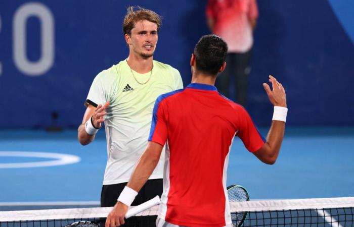 Alexander Zverev Matches Novak Djokovic’s Wit but Trolls Himself in Cheeky Response Over His Fame at the Shanghai Masters