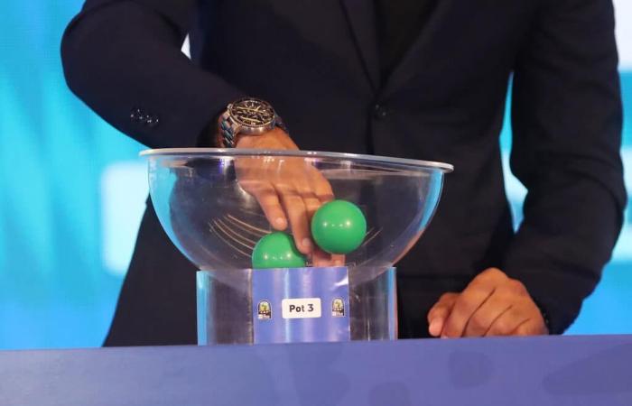 Berkane and USM Alger together… The hats for the draw