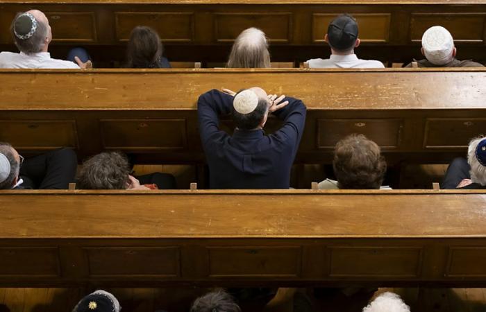 Tribute to the victims of October 7 in a Bernese synagogue