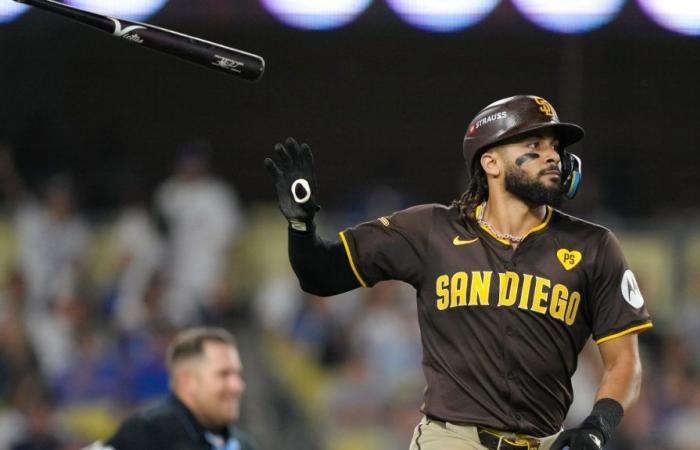 MLB Series: Padres crush Dodgers 10-2 in Game 2